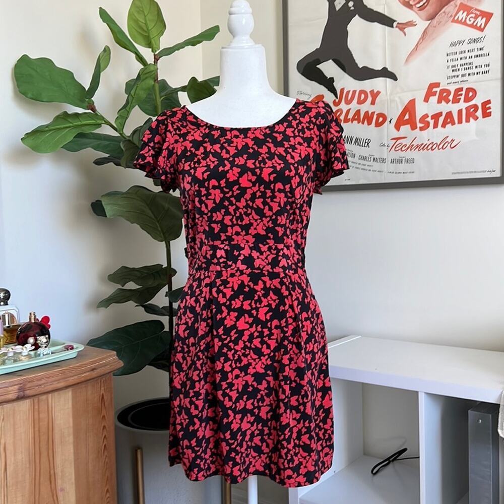 Vero‎ Moda Black & Red Butterfly Print Dress - Size 36 (US 4)